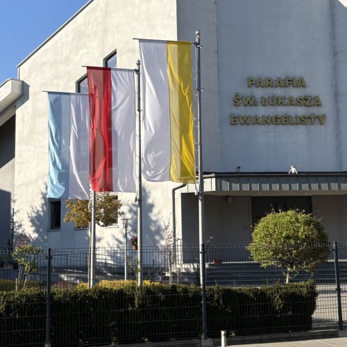 flagi kościelne maryjna Polski i papieska zestaw