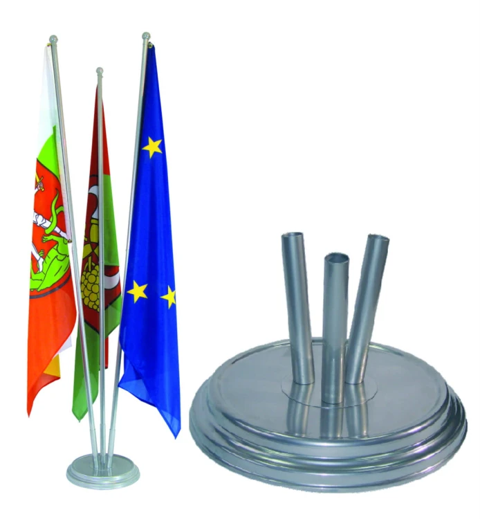 stojak-gabinetowy-srebrny-na-3-maszty-51.jpg